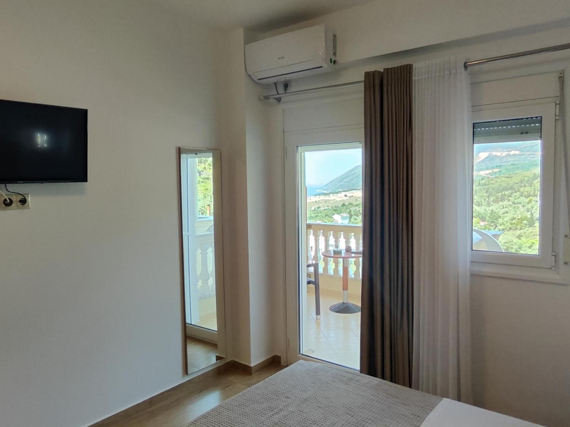 Spartila Apartments Dhërmi 外观 照片